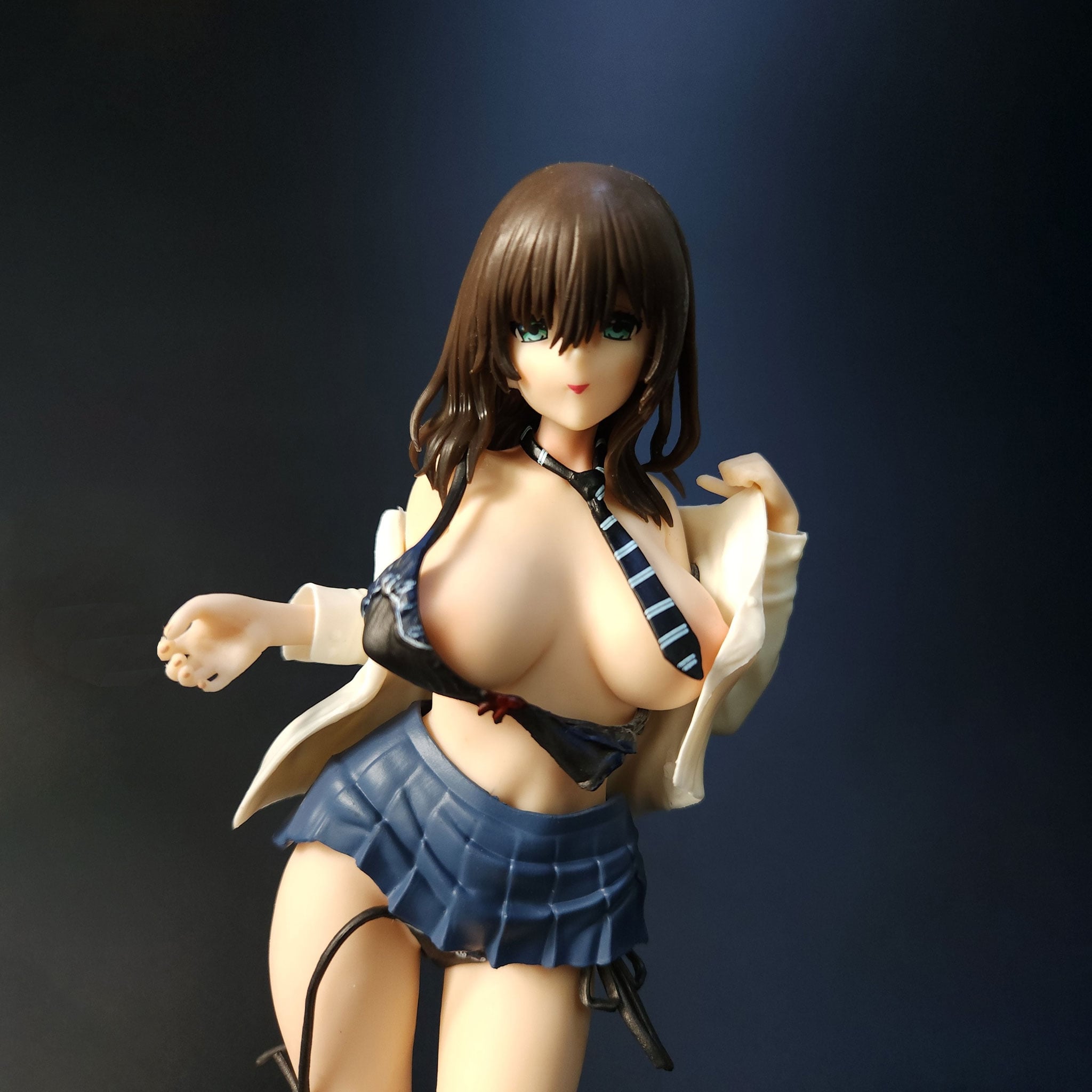 mo-hinh-trang-tri-case-lady-nurejk_6b8b0303b389407384ddecfdf6f3e558
