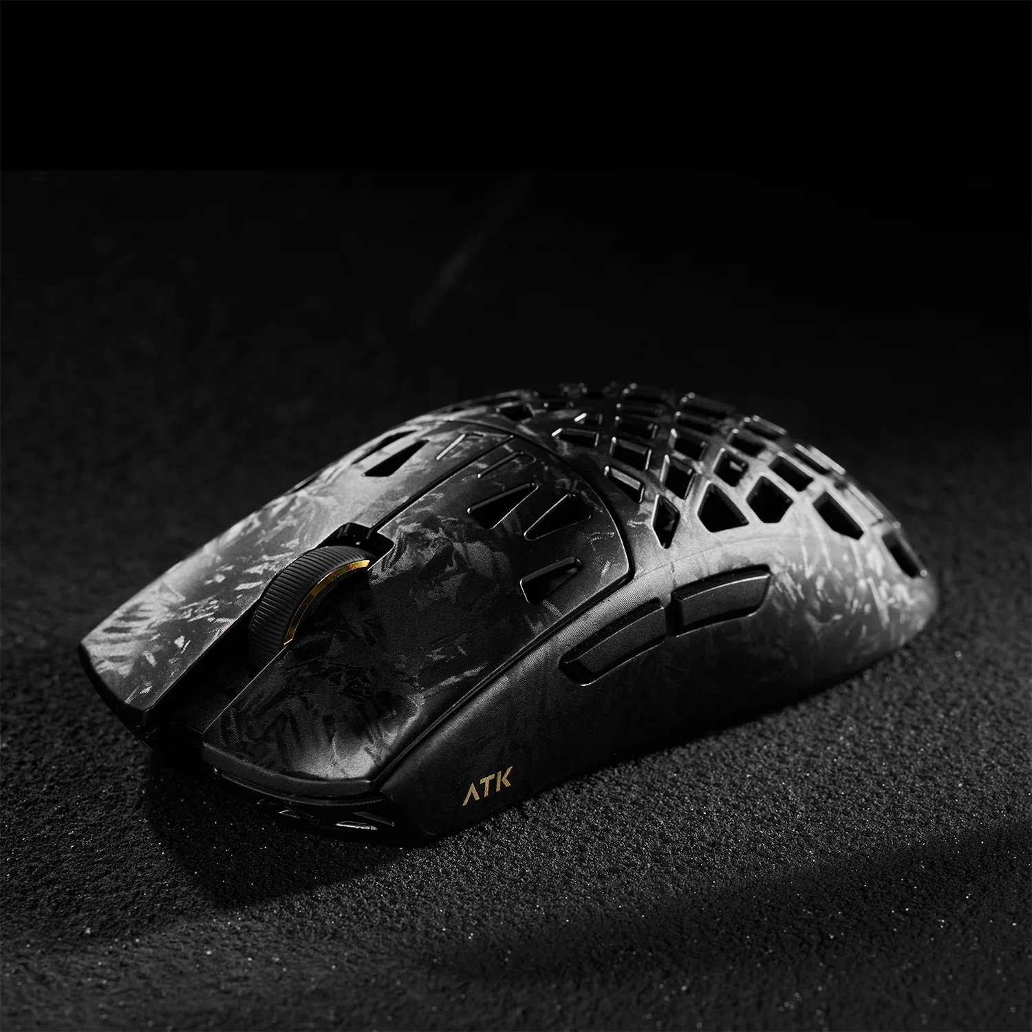 mo.atk_.ghost_.extreme.blk4_8f702e4a3e694f00a57e7137d0bfda3d